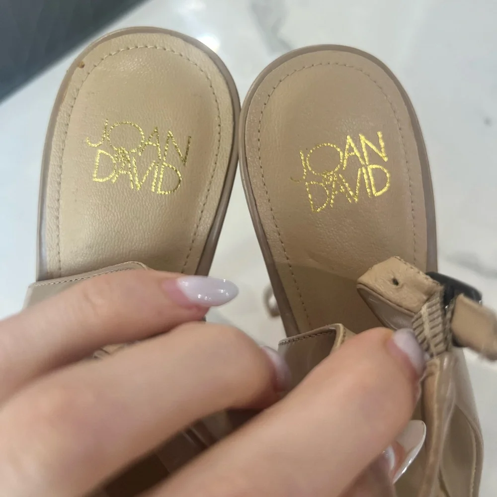 Joan & David Slingback Cream/Tan Pumps